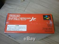Console Nintendo Super Famicom Junior jr NEAR MINT complete en boite sfc snes