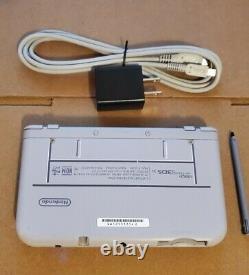 New Nintendo 3DS XL SNES Super Nintendo Edition