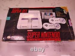 SNES Super Nintendo Super Set Complete in Box with Poster and Styrofoam TESTED