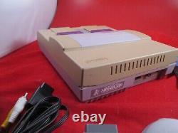 Super Nintendo Console SNES System with 2 Controllers AV Power Super Mario World