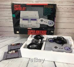 Super Nintendo Entertainment System SNES Control Set With Original Box + 2 Games