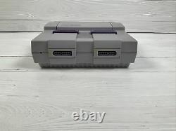 Super Nintendo Entertainment System SNES Launch Console CIB Boxed Box
