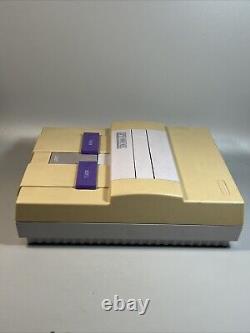Super Nintendo SNES Bundle Console 4 Games Controllers Cables SNS-001 Working