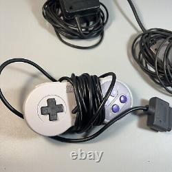 Super Nintendo SNES Bundle Console 4 Games Controllers Cables SNS-001 Working