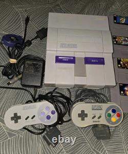 Super Nintendo SNES Console 9 Games Mega Man Zelda Super Mario Donkey Kong Works