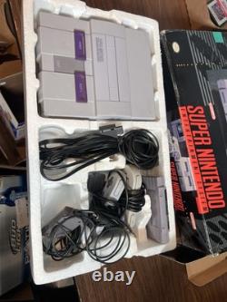 Super Nintendo SNES Console System Complete In Box CIB Super Mario World SNS-001