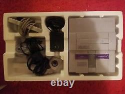Super Nintendo SNES Console System Complete In Box CIB Super Mario World SNS-001