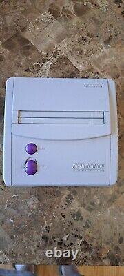 Super Nintendo (SNES) Jr. MINI Authentic Works Great! Free Fast Shipping