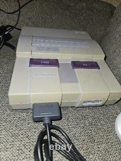 Super Nintendo SNES Original SNES-001 Console with 2 Controllers, Cables (Working)