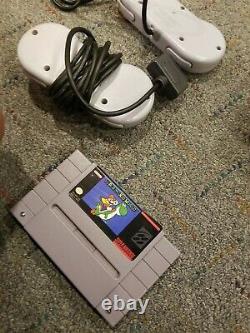 Super Nintendo (SNES) Set Complete In Box with 2 controllers- Super Mario World