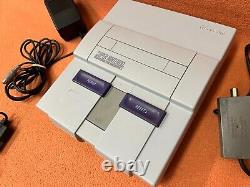 Super Nintendo SNES System Console Mario World Game Controller Bundle Lot Tested