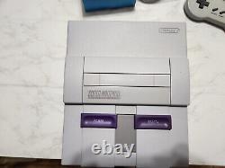 Super Nintendo SNES System Console With 2 Controllers