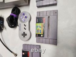 Super Nintendo-SNES With One Controller and Four games