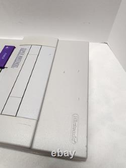 Super Nintendo-SNES With One Controller and Four games
