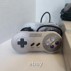 Super Nintendo VTG SNES Console Bundle 2 Controllers & 4 Games Tested & Working