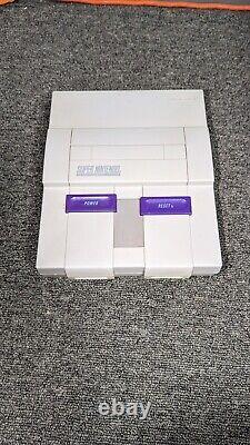 Console Super Nintendo Entertainment System SNES SNS-001 uniquement testée et fonctionnelle
