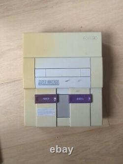 Console Super Nintendo SNES + 3 Jeux & 2 Manettes Sans Câbles