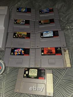 Console Super Nintendo SNES 9 Jeux Mega Man Zelda Super Mario Donkey Kong Fonctionne