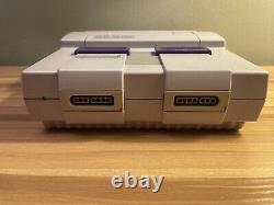 Console Super Nintendo SNES Bundle & 2 manettes en très bon état TESTÉ