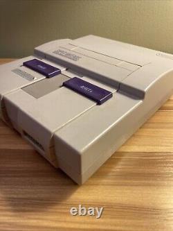 Console Super Nintendo SNES Bundle & 2 manettes en très bon état TESTÉ