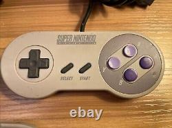 Console Super Nintendo SNES Bundle & 2 manettes en très bon état TESTÉ