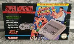 Console Super Nintendo SNES Édition Street Fighter 2 Boîte Variante PAL Incomplète