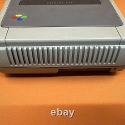 Console Super Nintendo (SNES) PAL avec 4 jeux, 2 manettes, etc, fonctionne