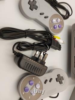 Console Super Nintendo SNES Rénovée Bundle Mario Kart 4 Jeux 2 Manettes