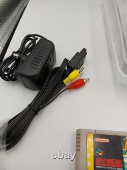 Console Super Nintendo SNES Rénovée Bundle avec Mario 4 Jeux 2 Manettes