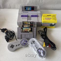 Console Super Nintendo SNES avec 4 des meilleurs jeux Mario + Mario est absent