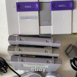 Console Super Nintendo SNES avec 4 des meilleurs jeux Mario + Mario est absent