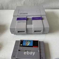 Console Super Nintendo SNES avec 4 des meilleurs jeux Mario + Mario est absent