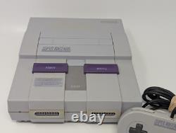Console Super Nintendo SNES avec contrôleur OEM et tous les câbles nécessaires