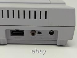 Console Super Nintendo SNES avec contrôleur OEM et tous les câbles nécessaires