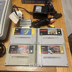Console Super Nintendo SNES avec manette, 4 jeux Mario Kart et Street Fighter