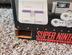 Console Super Nintendo SNES complète dans sa boîte CIB Mario Super Set PROPRE PRESQUE NEUVE