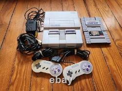 Console Super Nintendo avec manettes et jeux Bundle TESTÉ