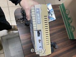 Console du système Super Nintendo SNES SNS-001 avec 2 manettes