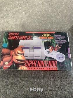 Ensemble Donkey Kong Super Nintendo SNES complet dans sa boîte CIB. Console propre, fonctionne