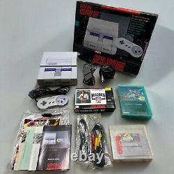 Ensemble de contrôle de la console Super Nintendo SNES avec jeux et manette propre