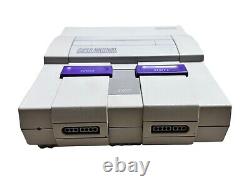 Ensemble de contrôle de la console Super Nintendo SNES avec jeux et manette propre