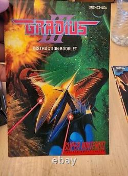 Gradius III (Super Nintendo / SNES, 1991) COMPLET avec boîte, plateau, manuel, affiche et publicité