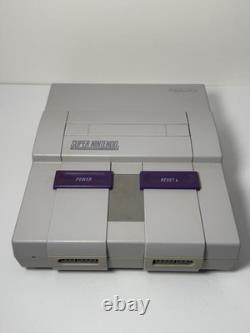 Lot de console Super Nintendo SNES avec 1 manette, 9 jeux, fonctionne parfaitement