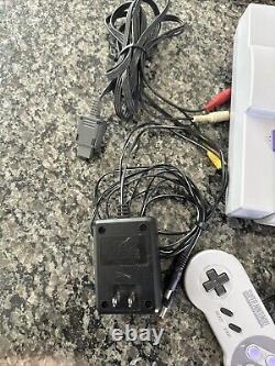 Lot de console de système Super Nintendo SNES testé et fonctionnel avec 7 jeux SNS-001 Mario