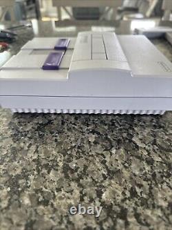 Lot de console de système Super Nintendo SNES testé et fonctionnel avec 7 jeux SNS-001 Mario