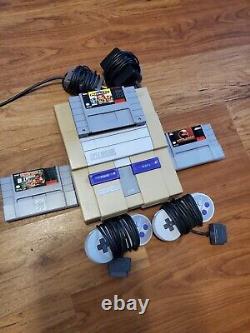 Super Nintendo Original SNES-001 Console Bundle OEM Controllers Et 3 Jeux LIRE