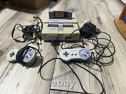 Super Nintendo SNES Console Bundle Lot, 2 manettes, 1 jeu, Zelda, testé