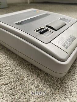 Super Nintendo SNES ÉNORME bundle console 2 manettes 8 jeux Mario Street Fighter DK CL3