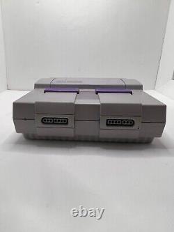 Super Nintendo SNES SNS-001 Lot de console avec 4 jeux testés / fonctionnels