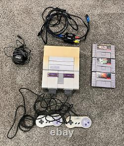 Super Nintendo Snes - Console de système avec 3 jeux, 2 manettes et câbles - Testé